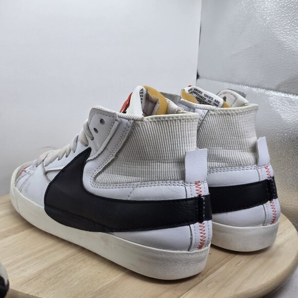 Nike Blazer Mid 77 Jumbo White Black Size 13 Mens Sneakers 2021 DD3111-100 - Picture 7 of 9